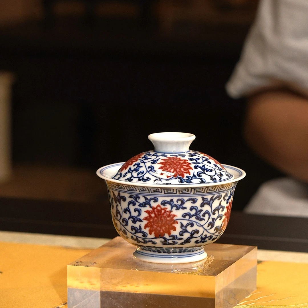 L红丰窑 缠枝釉里红盖碗