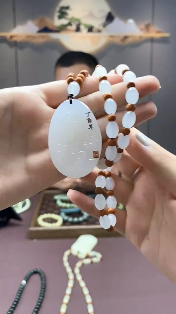 蛇纹石玉未镶嵌珠宝奇石多样性随机发一