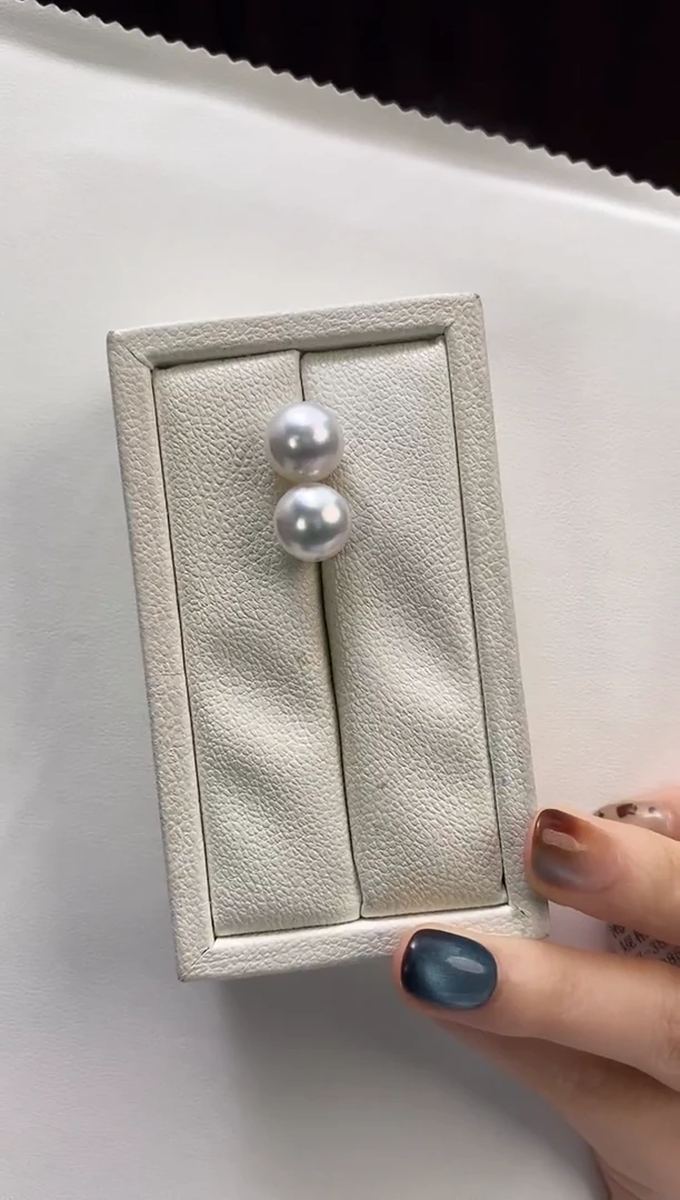 18K金镶嵌耳饰海水珍珠11-12澳白珍珠耳饰