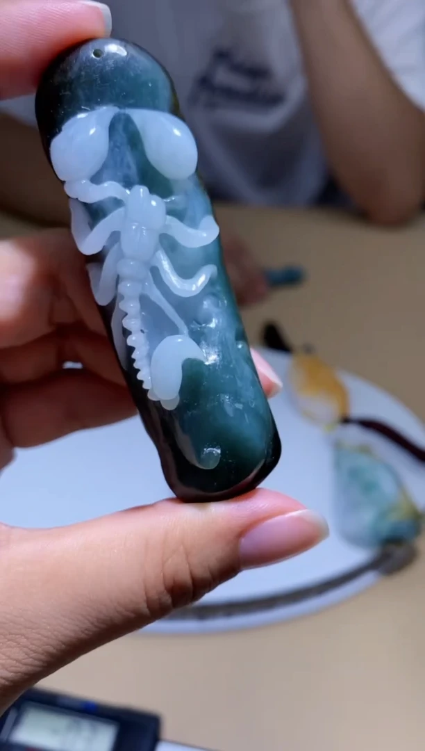 未镶嵌定制翡翠挂件