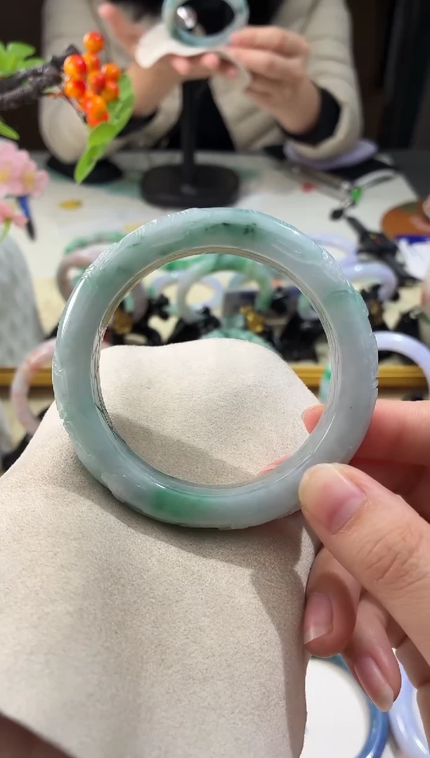 未镶嵌手镯翡翠2  翡翠手镯 57