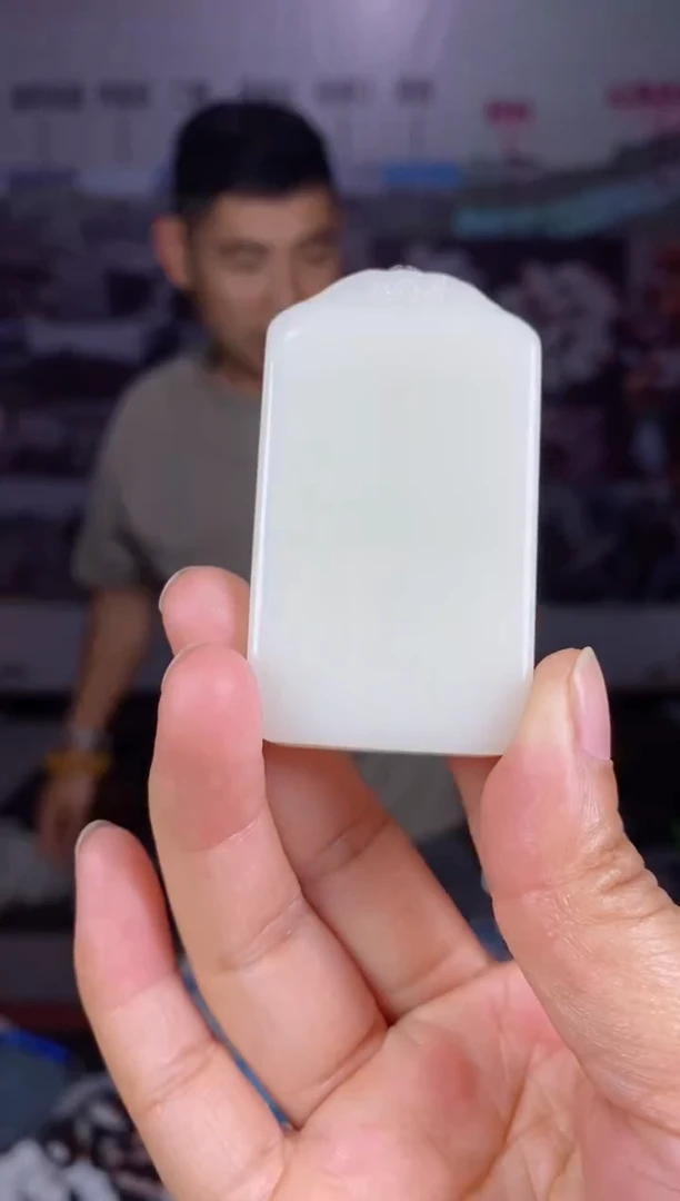 天然玉石未镶嵌颈饰