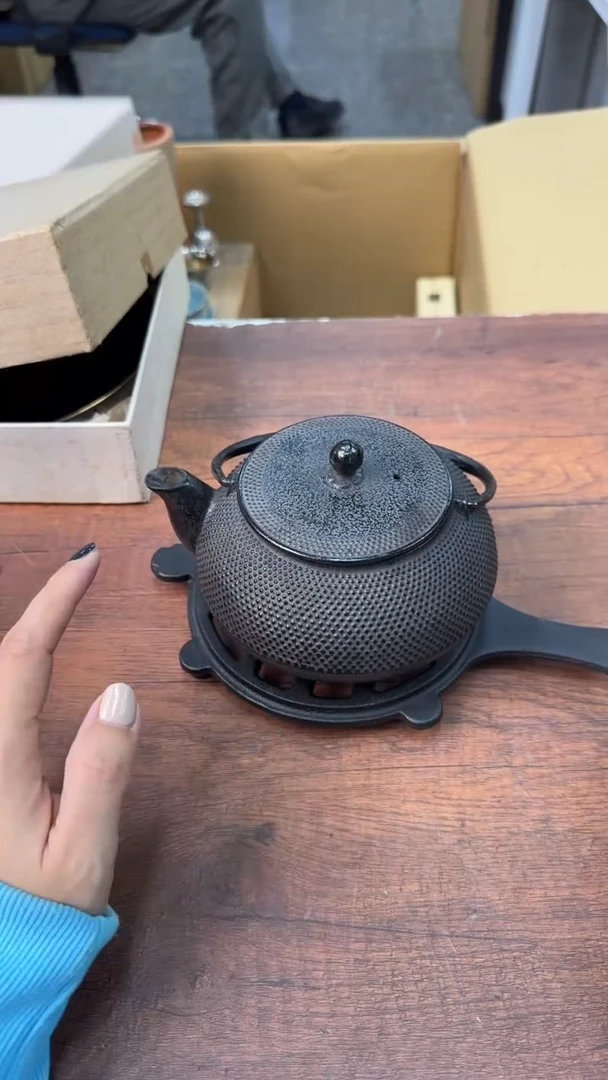 饿**墙努力工作赚米买大G