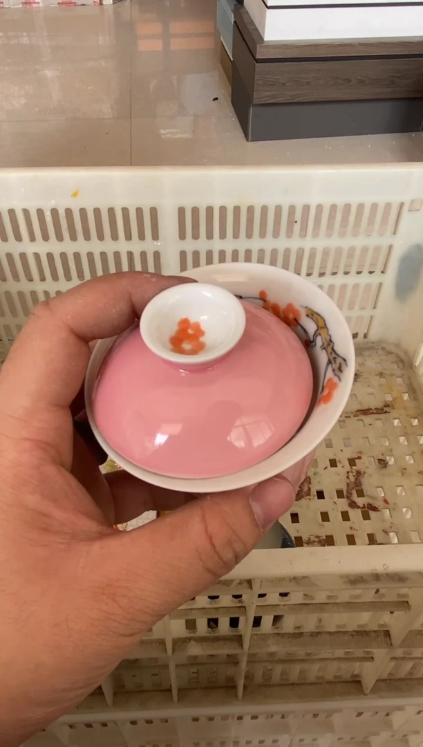 无运费险有瑕疵的摄影的产品有使用过的痕迹有点脏介意勿拍