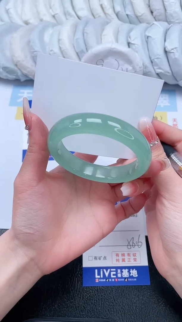 【闪购商品】石英质玉手镯未镶嵌T261-56.6