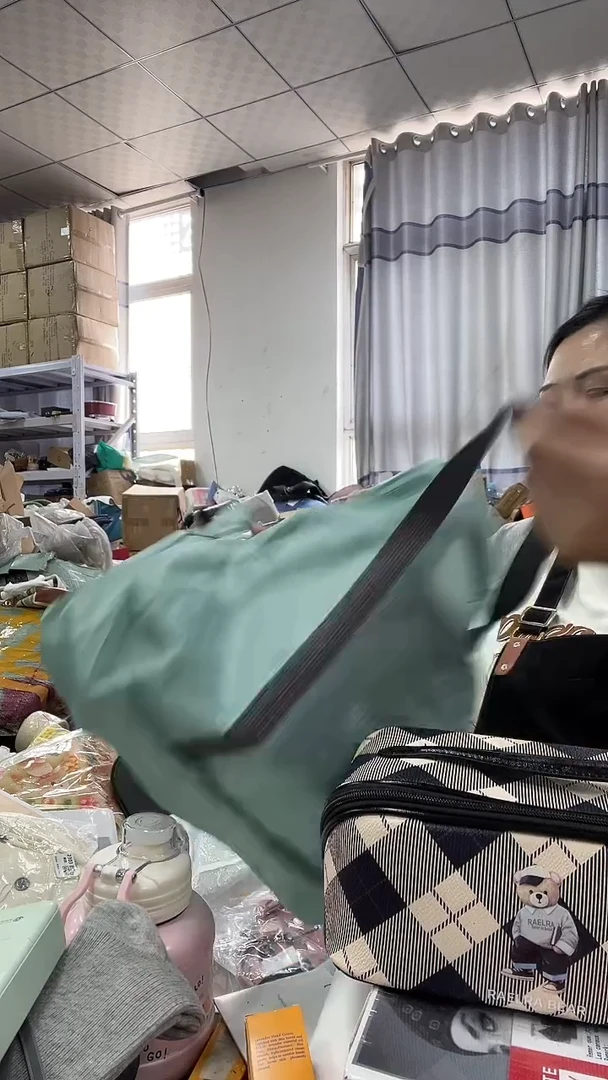 牦牛剖层皮革琪老板女包1号店超好看发图片款