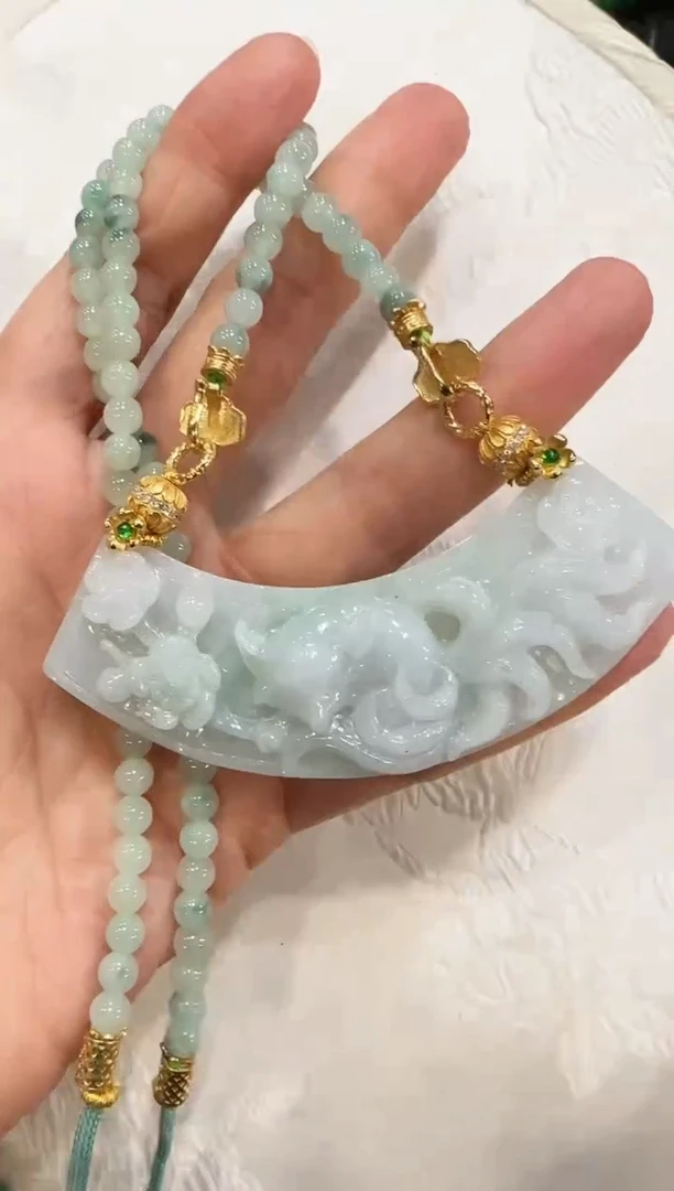 颈饰未镶嵌翡翠国风