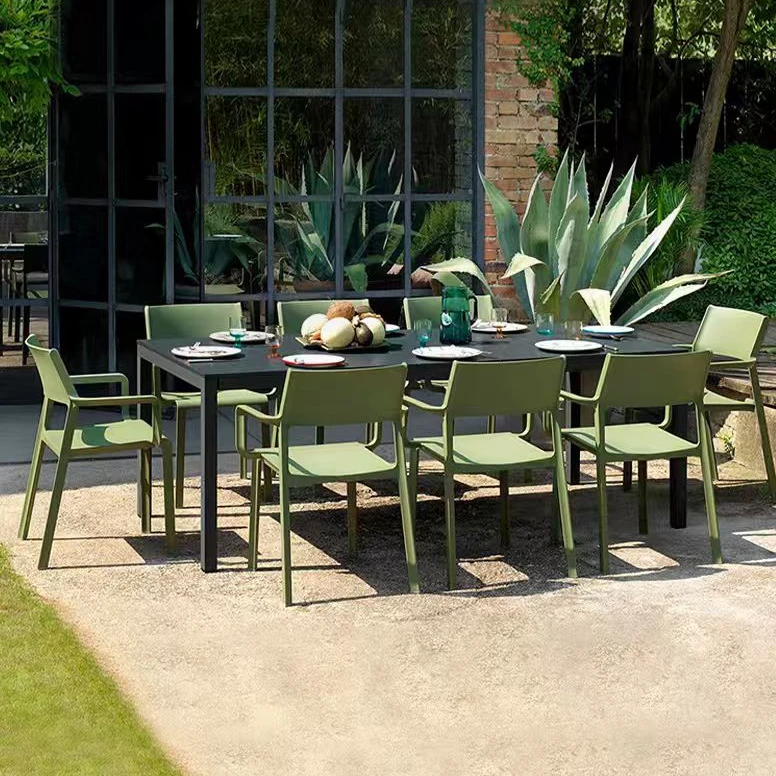 户外庭院别墅花园高端桌椅室外休闲岩板餐桌藤椅露天露台组合家具