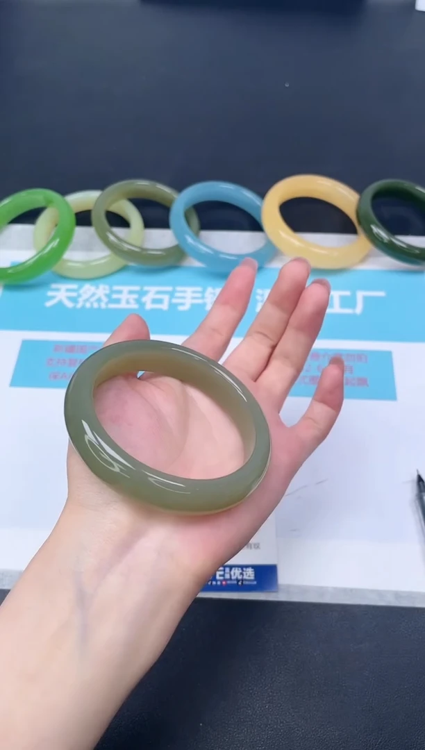未镶嵌手镯石英质玉m147/5960