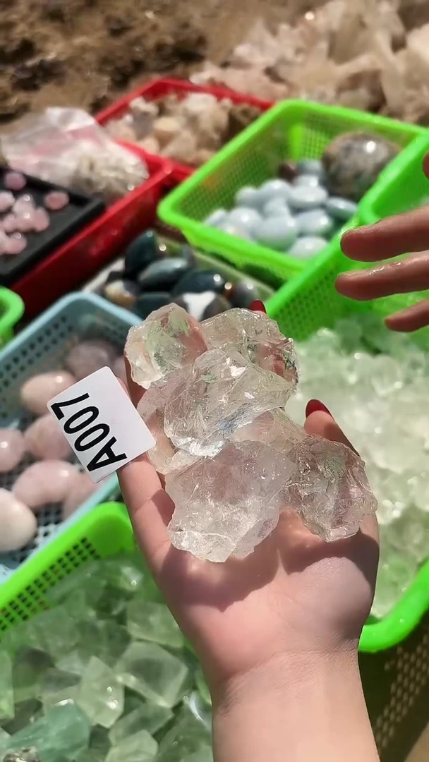 【闪购商品】水晶摆件未镶嵌白阿赛多样性发一个007