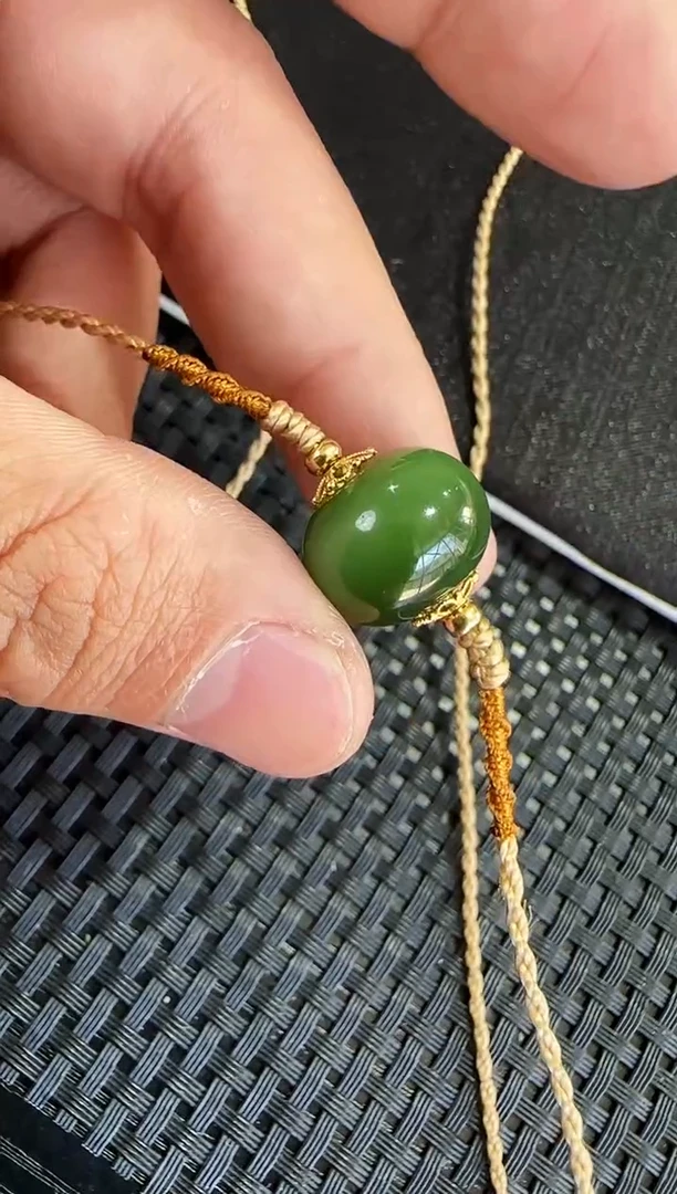 【闪购商品】和田玉（碧玉）吊坠未镶嵌绿猫一线天约13*15mm