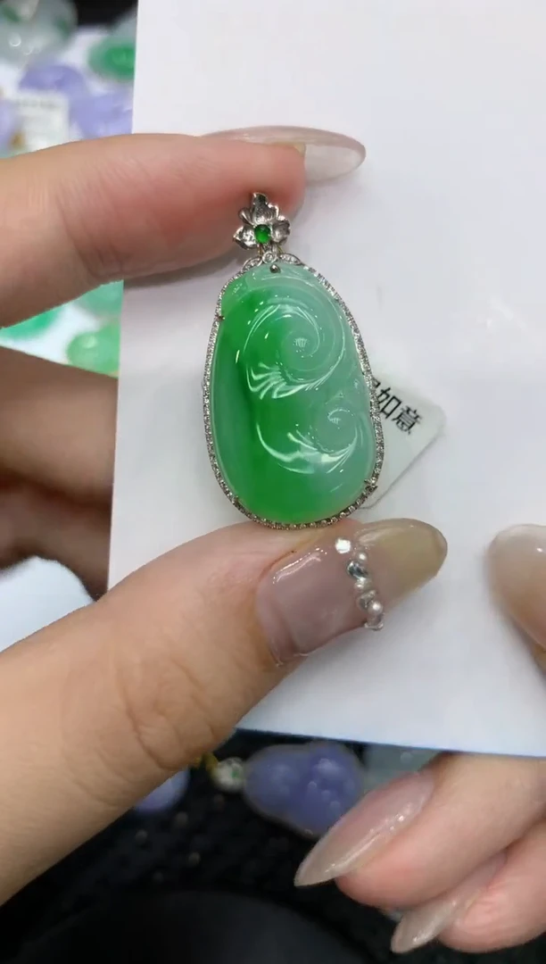 【闪购商品】翡翠颈饰18K金镶嵌222222222