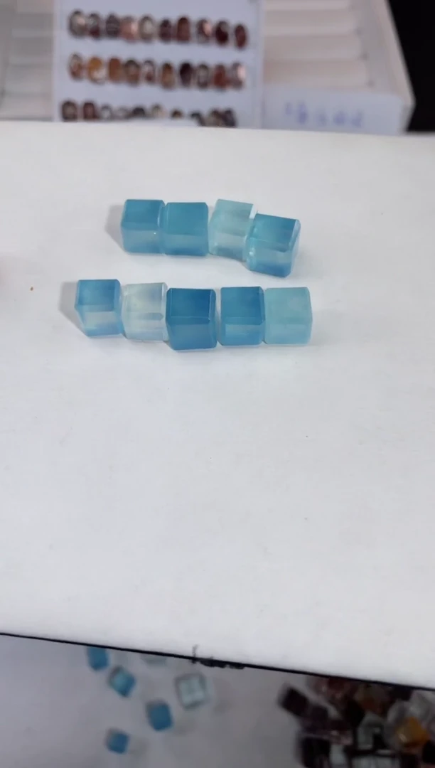 【闪购商品】水晶【E128】海蓝宝方糖未镶嵌多样性随1颗