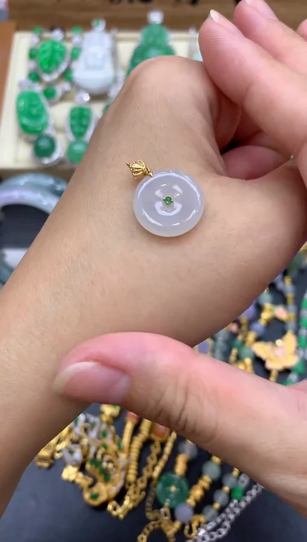 翡翠18K金镶嵌颈饰43-中国好珍宝