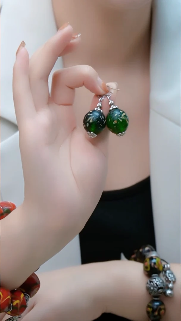 成品琉璃985925647846156