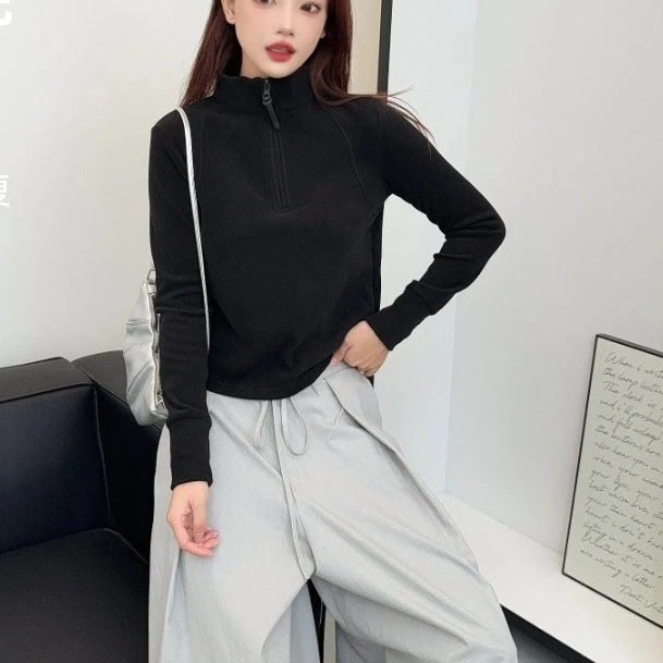 2025秋冬女款长袖立领保暖磨毛拉链德绒打底上衣