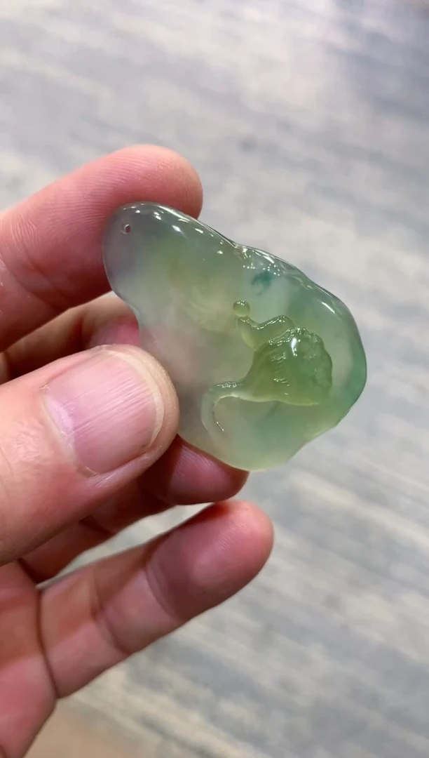 颈饰未镶嵌翡翠天然A货翡翠