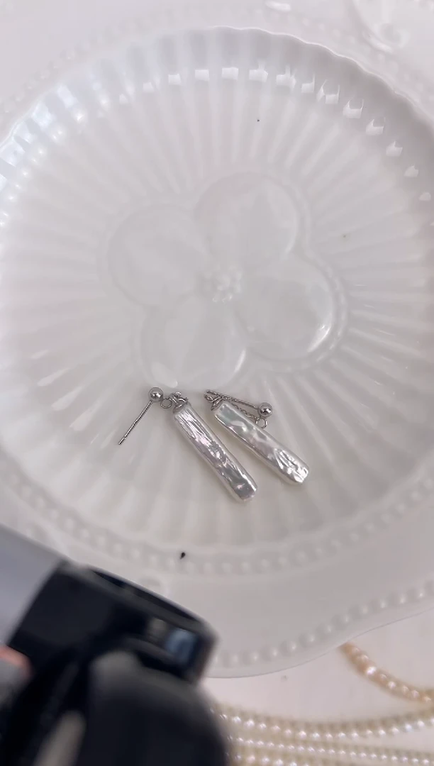 银S925镶嵌淡水珍珠耳饰上上签耳饰