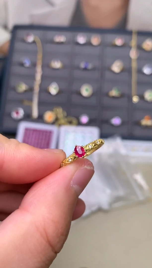 银S925镶嵌戒指红宝石戒指