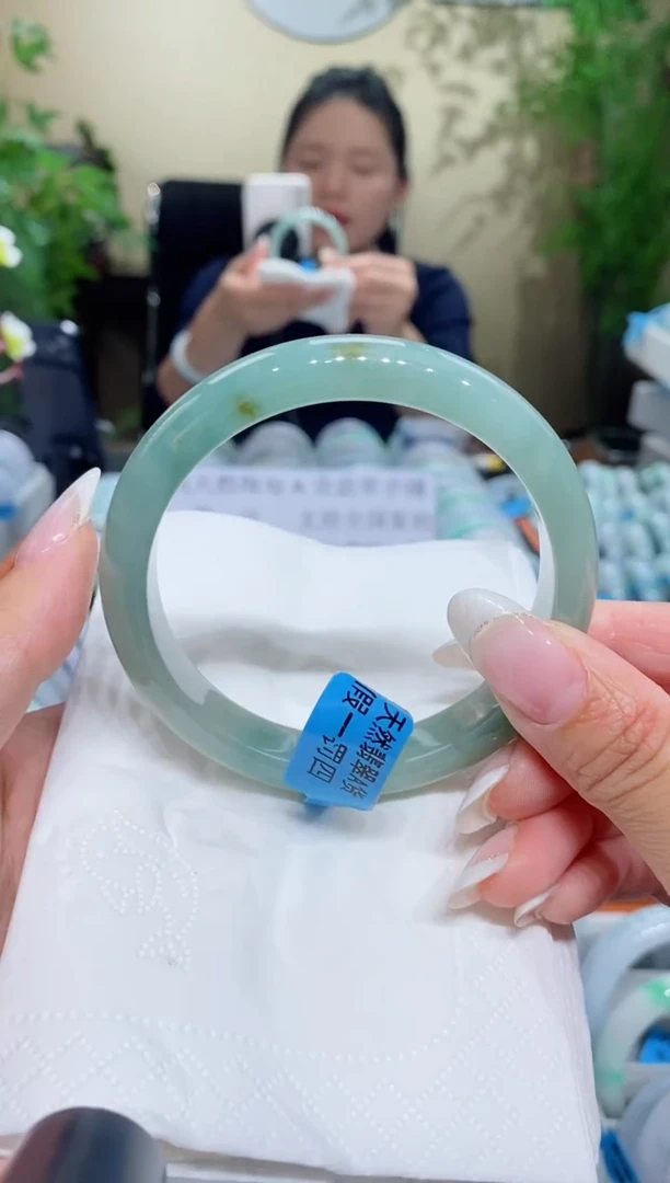 未镶嵌手镯翡翠圈口63.5