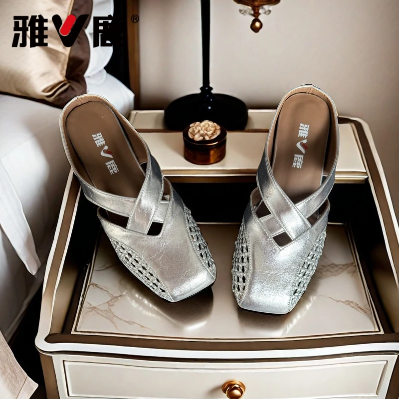 V/雅鹿[2587]夏季新款包头半拖软底软面极简风舒适百搭镂空编织女