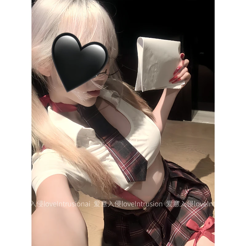 爱意入侵：麻辣学姐！甜美校园风制服收腰显瘦性感辣妹JK百褶裙套装