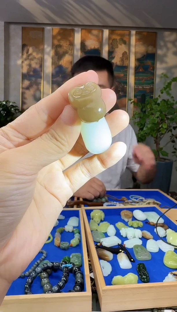 未镶嵌和田玉挂件拍一发一