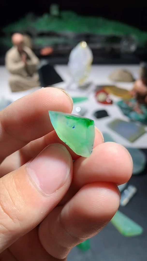 未镶嵌定制翡翠戒面