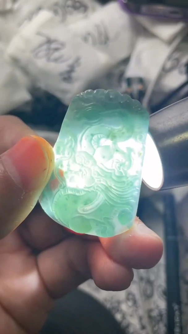 颈饰未镶嵌翡翠8