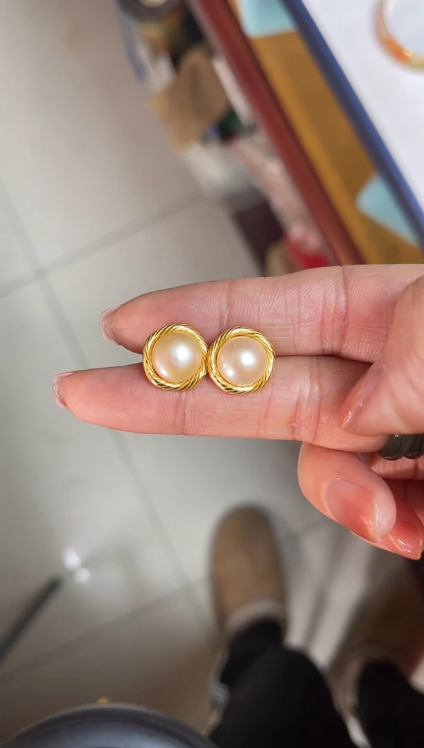 【闪购商品】淡水珍珠耳钉银S925镀金镶嵌耳钉