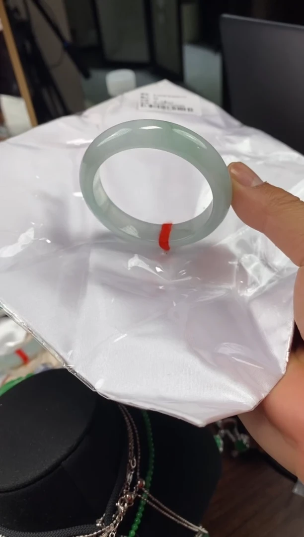 未镶嵌手镯翡翠s177