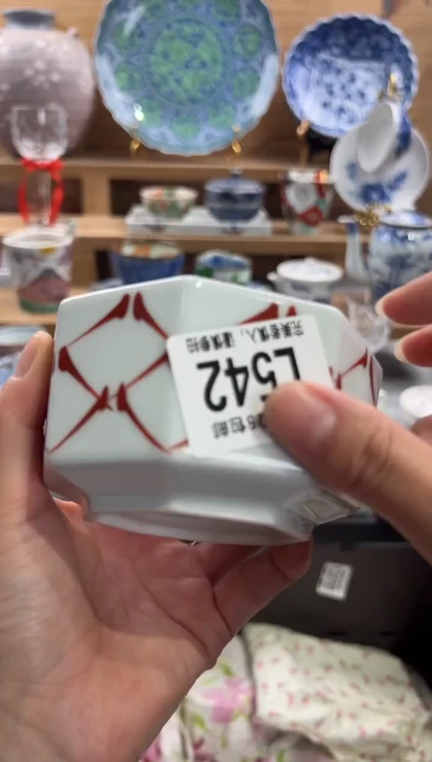 瓷片涂*兔      L542