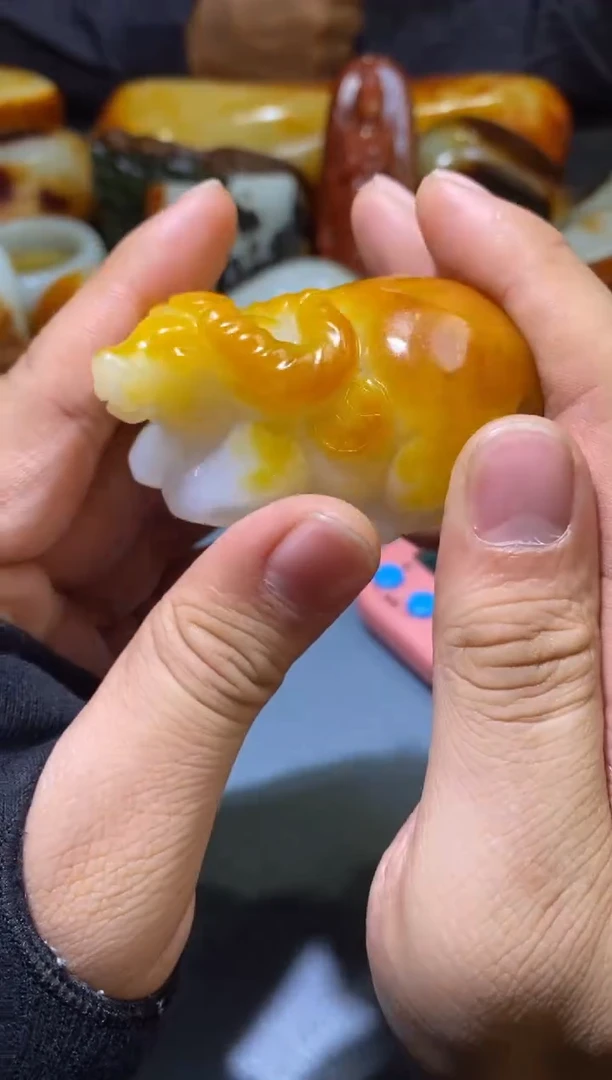 未镶嵌和田玉把件天****.和田玉