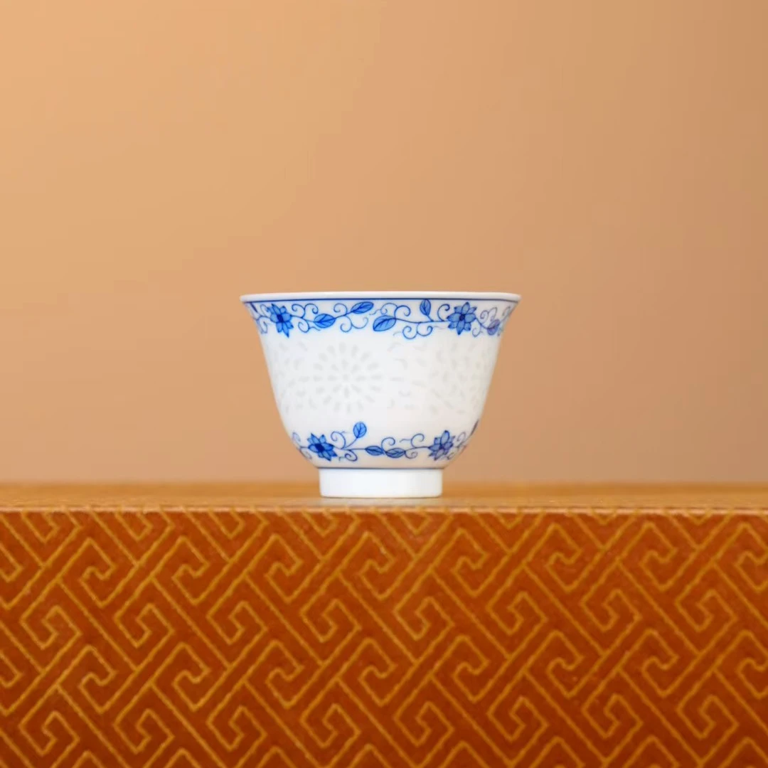 玲珑杯丨景德镇瓷器80ML描金陶瓷主人杯手绘花纹龙纹白瓷柴窑缠枝