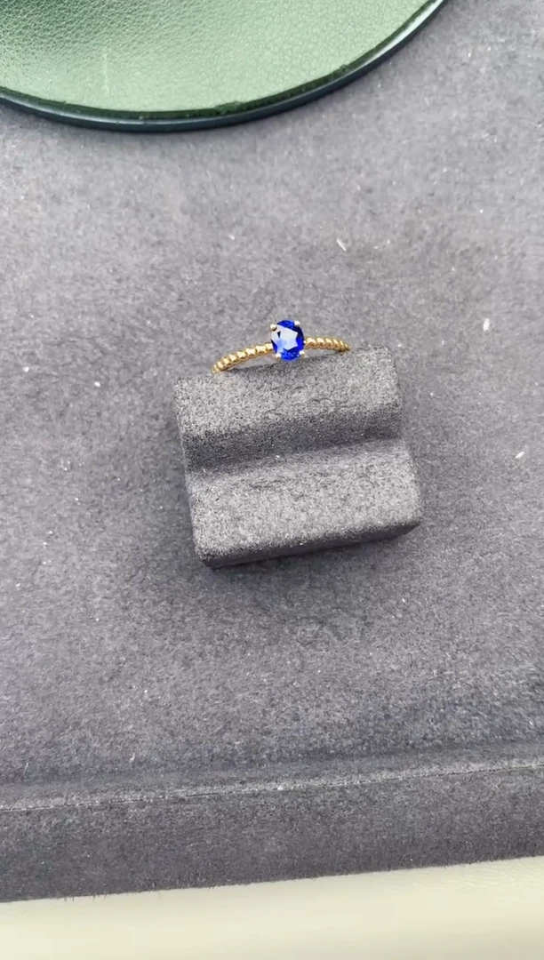 戒指蓝宝石18K金镶嵌0.48ct蓝宝石  定制  BD