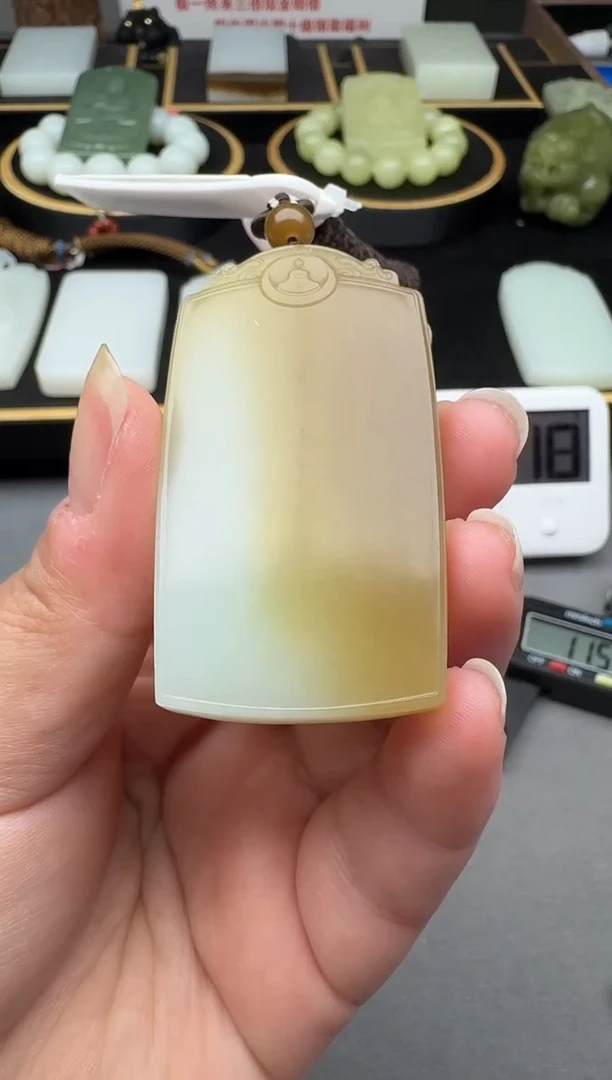 颈饰未镶嵌和田玉4