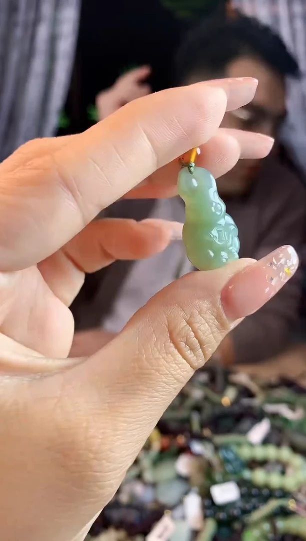 【闪购商品】和田玉挂件未镶嵌多样性发货拍一发一