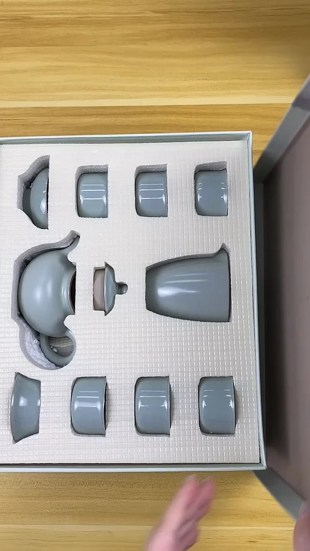 10头天地盖礼盒汝窑茶壶