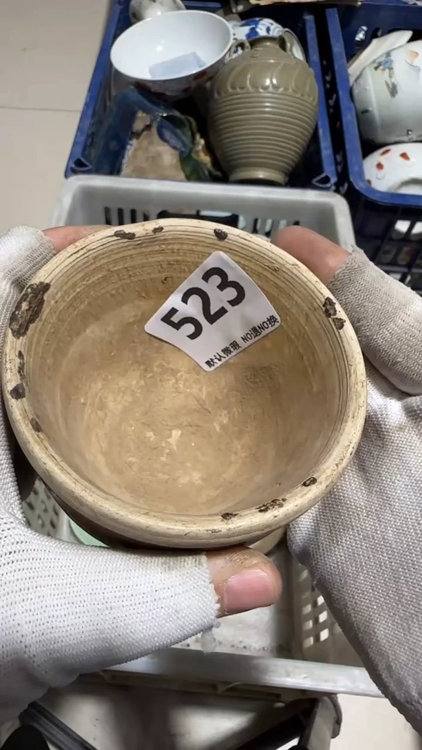 瓷片胜****?亿容工艺品523