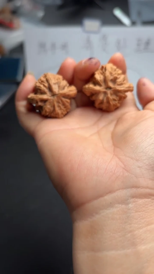 吊坠文玩核桃Z66虎头