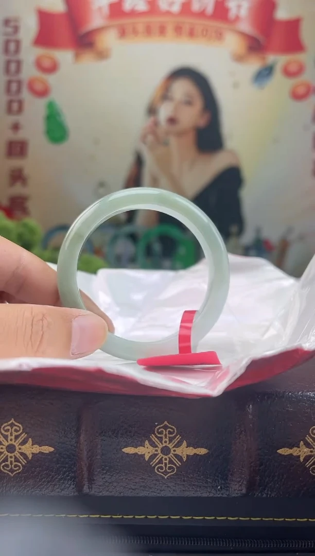 【闪购商品】翡翠手镯未镶嵌手镯7