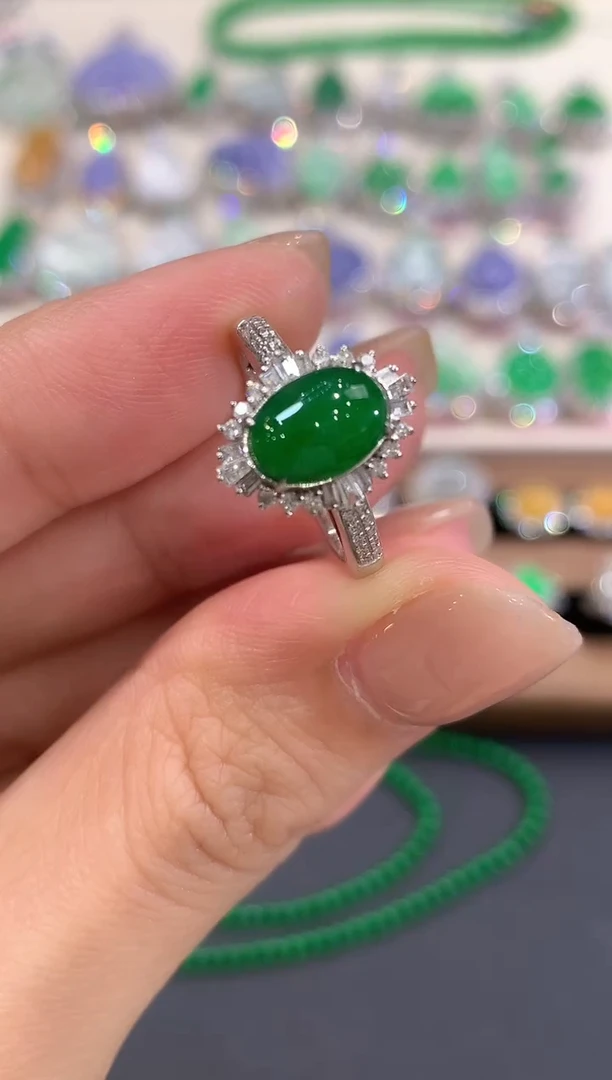 18K金镶嵌戒指翡翠a75