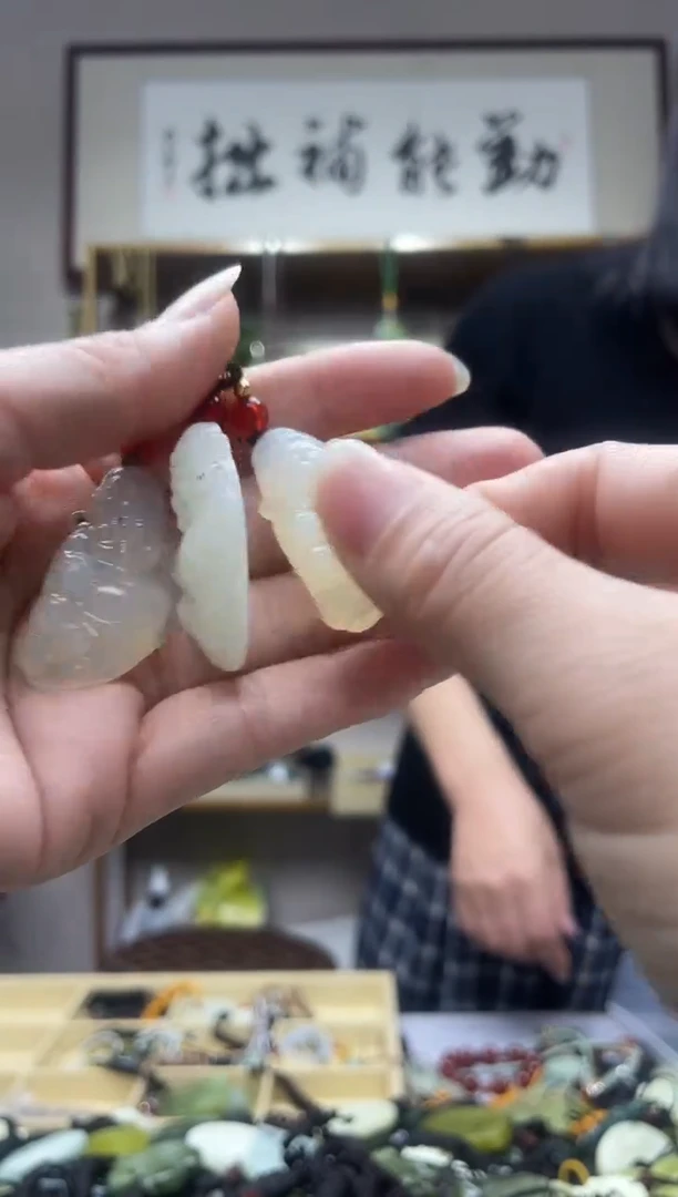 未镶嵌岫玉吊坠多样性发货拍一发一