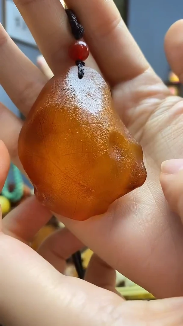 琥珀颈饰未镶嵌吊坠