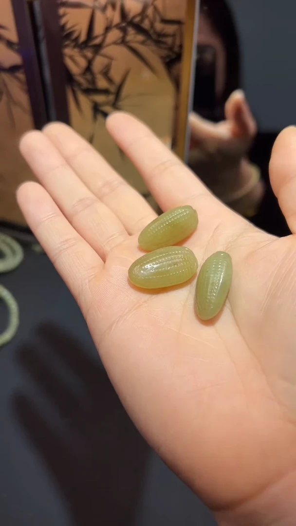 【闪购商品】和田玉颈饰未镶嵌1随机多样性发一