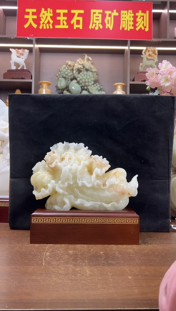 玉31*27横白菜摆件