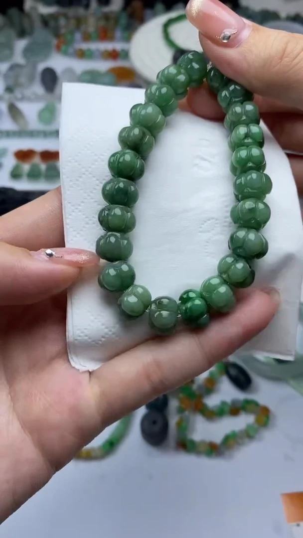 未镶嵌定制翡翠毛货定制不退不换