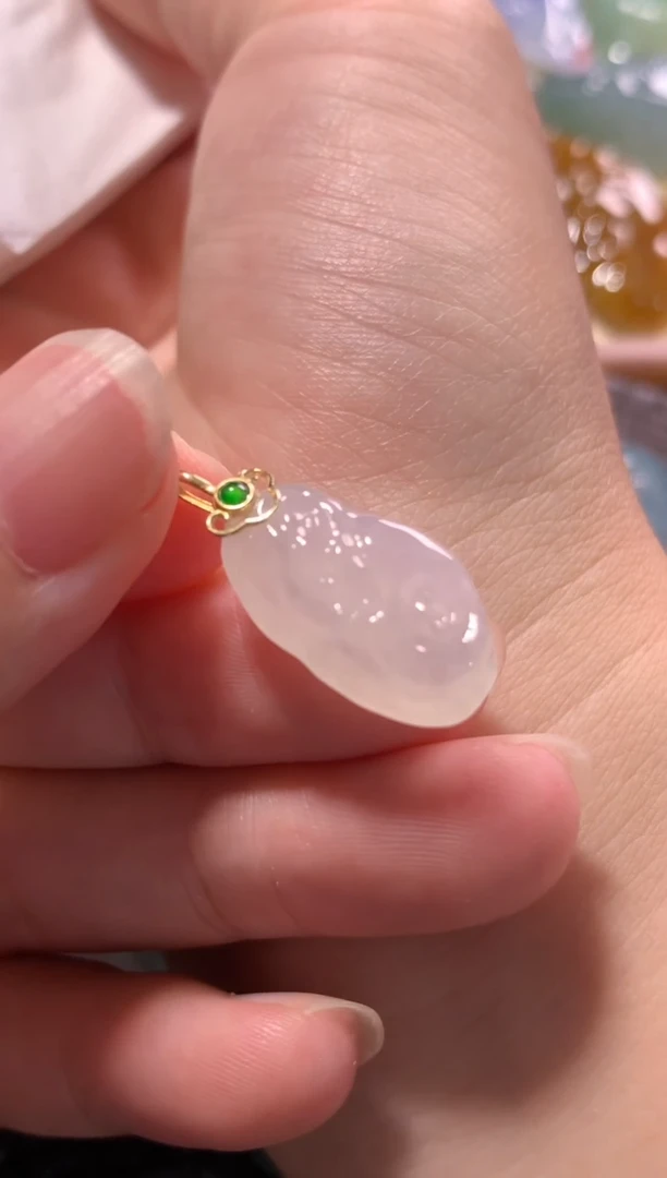 翡翠18K金镶嵌吊坠(不含链)吊坠