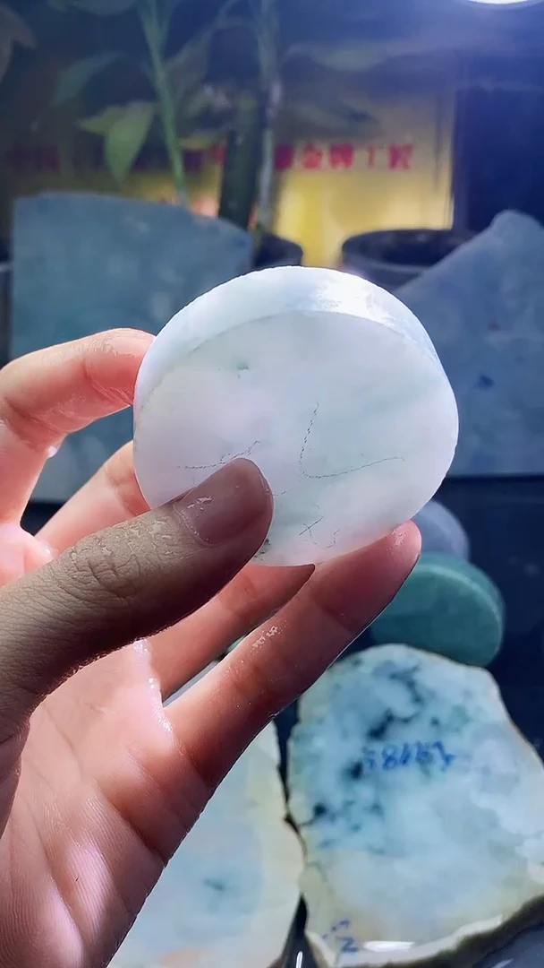 未镶嵌挂件翡翠小雨225