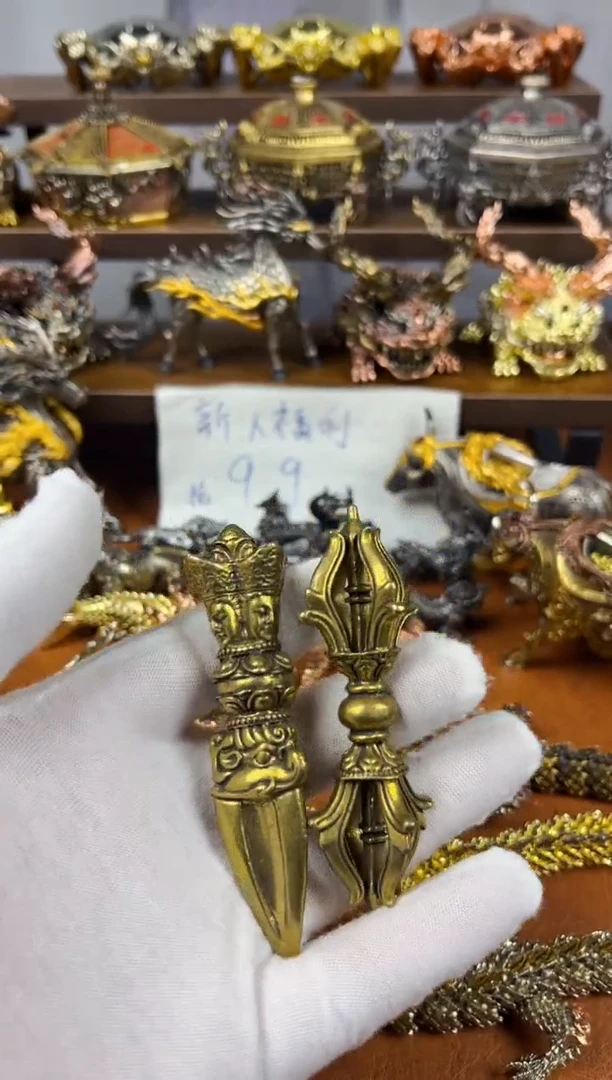 降魔杵一对黄铜摆件